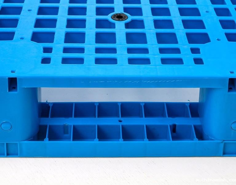 新利1881208网格川字塑料托盘-细节