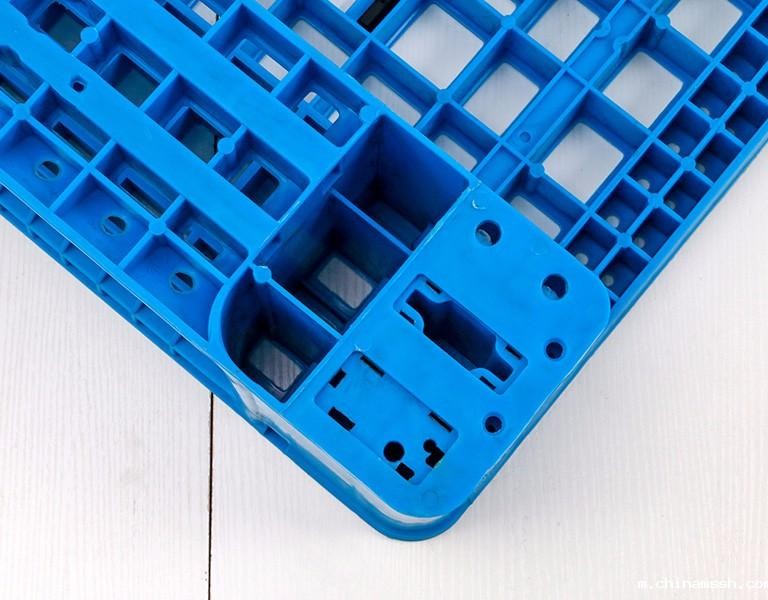新利1881111网格川字重型塑料托盘-托盘脚