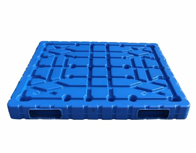 新利1881412一体成型吹塑托盘