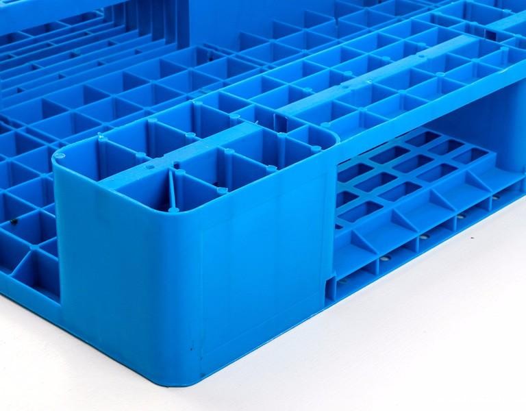 新利1881311网格川字塑料托盘