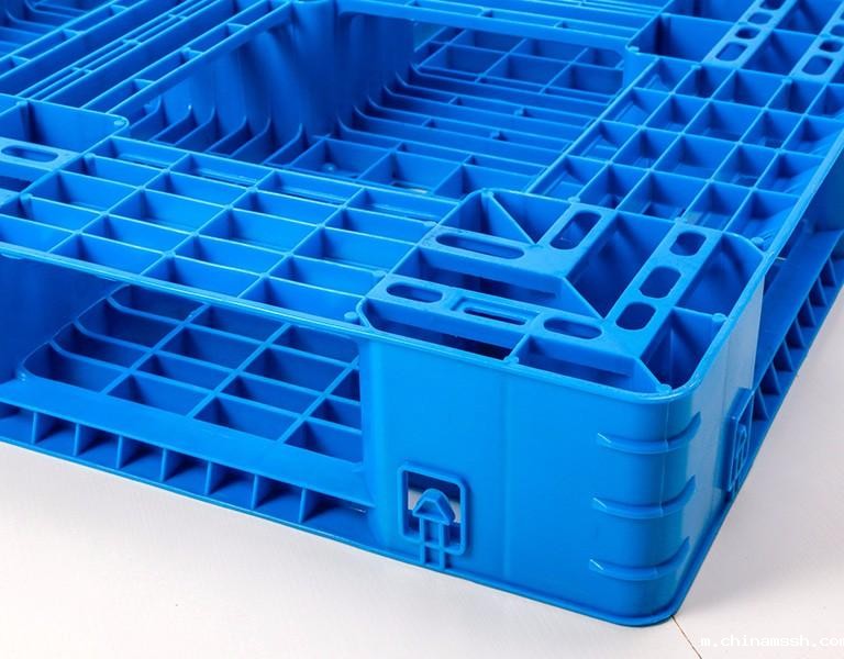 新利1881111网格田字塑料托盘