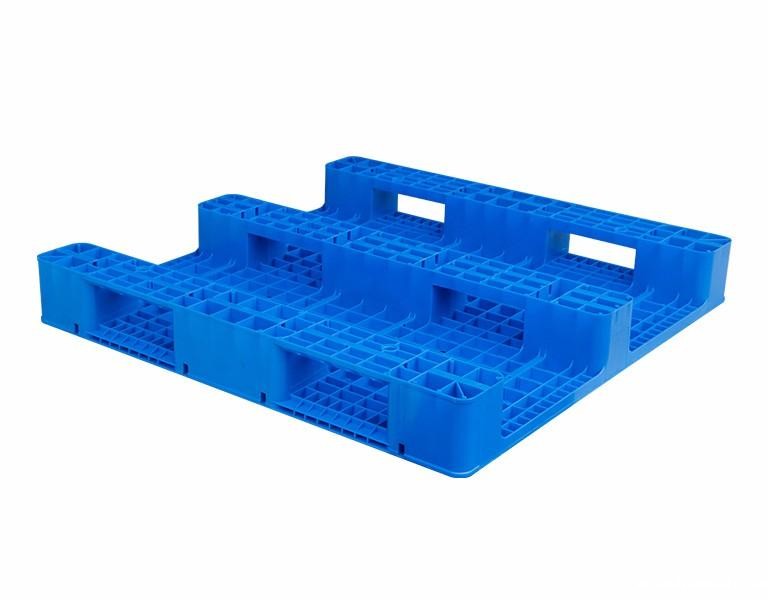 新利1881212平板川字塑料托盘