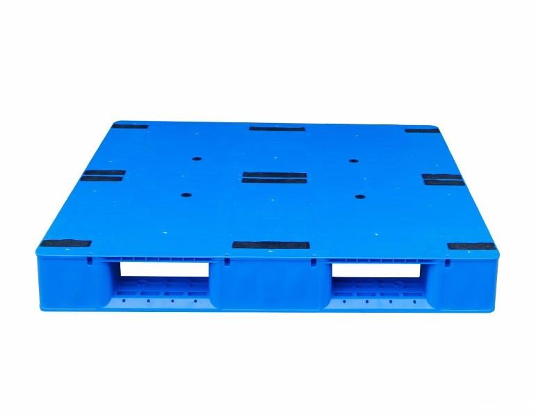 新利1881212平板川字塑料托盘
