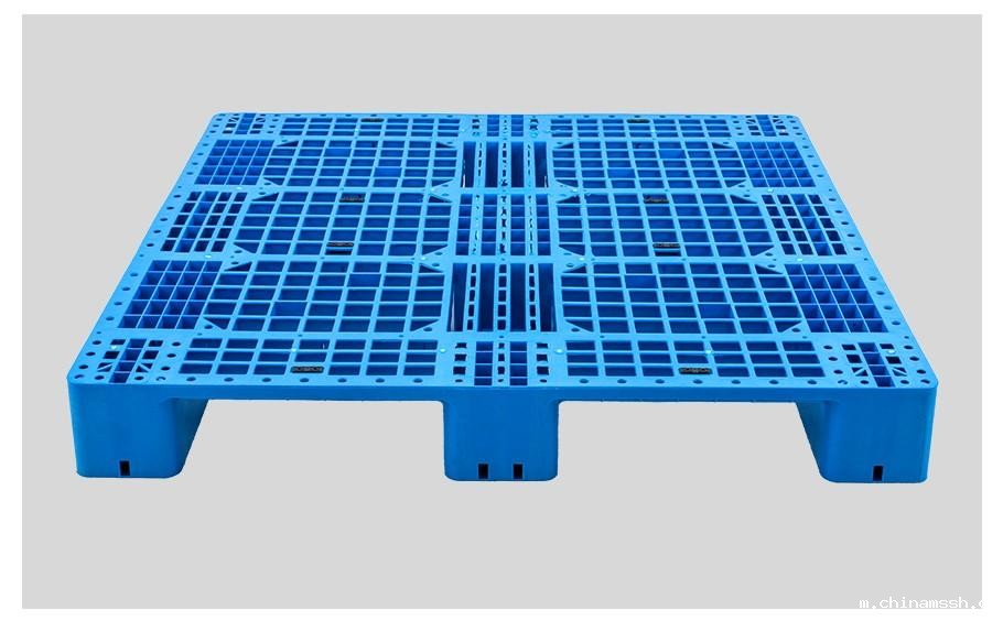 新利1881212网格川字塑料托盘 新利1881212网格川字塑料托盘
