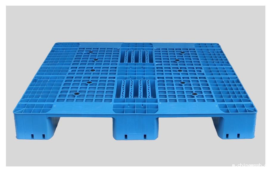 1350网格川字塑料托盘正面