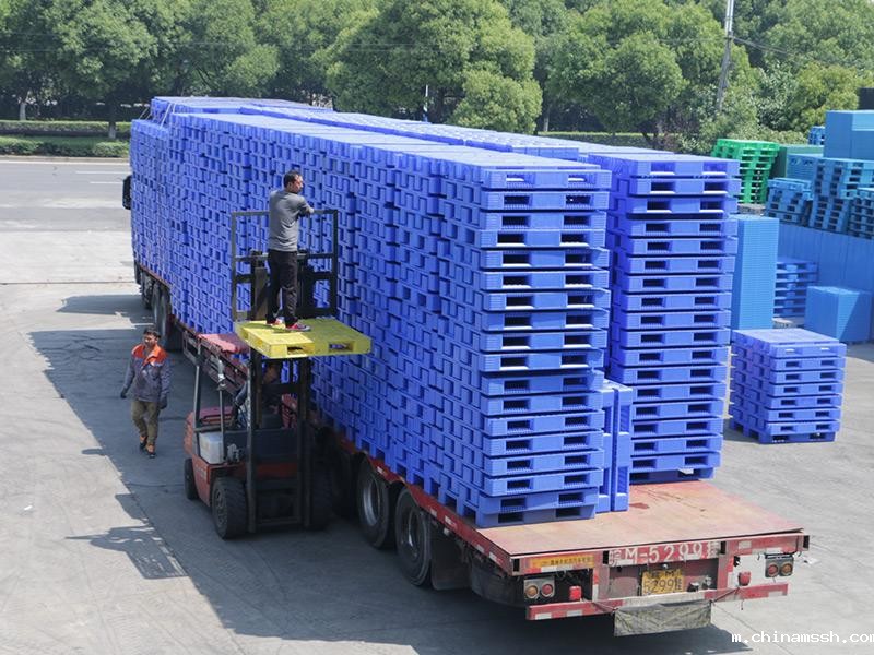 轩盛塑料托盘生产厂家-托盘出货