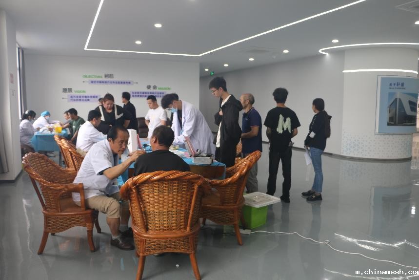 轩盛塑料托盘生产公司组织员工体检 轩盛塑料托盘生产公司组织员工体检